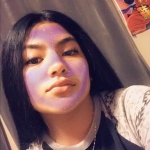 Meet your Posher, Paola